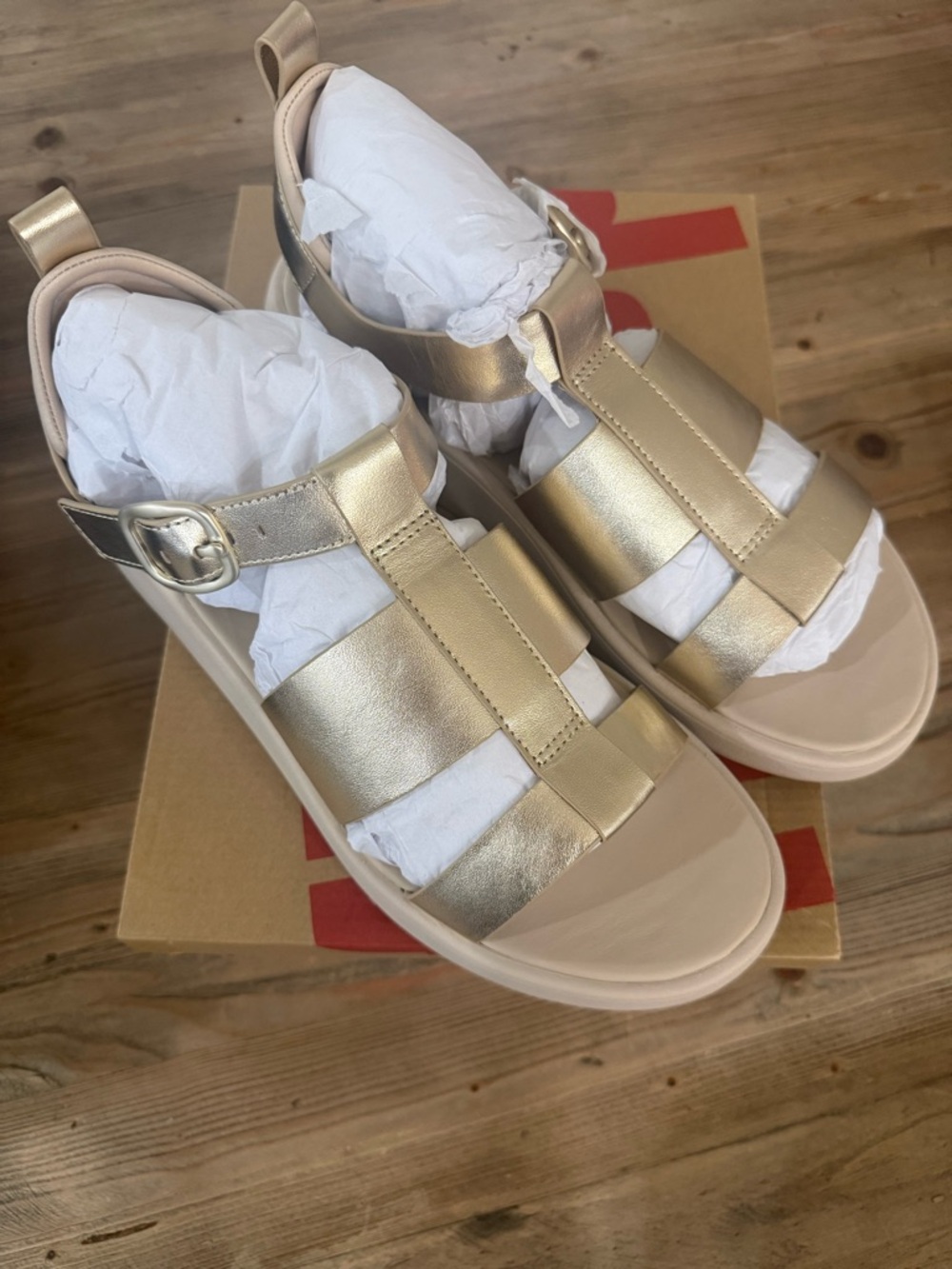 Fitflop F Mode Metallic Leather Flatform Fisherman Sandals, Platino, 10, New
